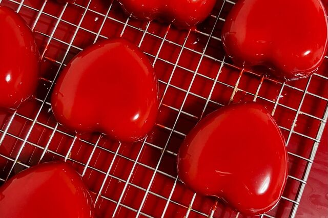 Custom Cakes